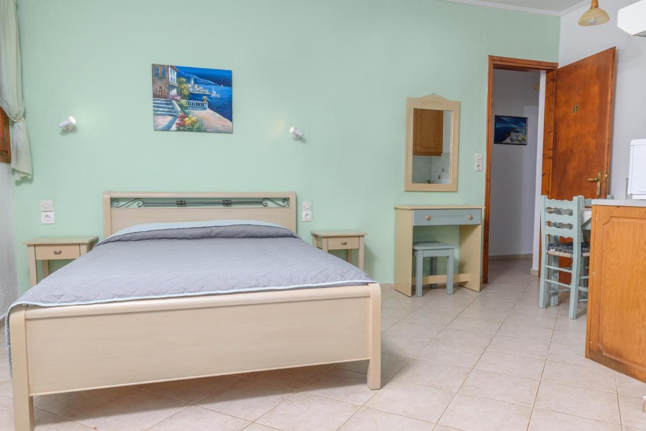 Studios Avra Agios Georgios  Экстерьер фото