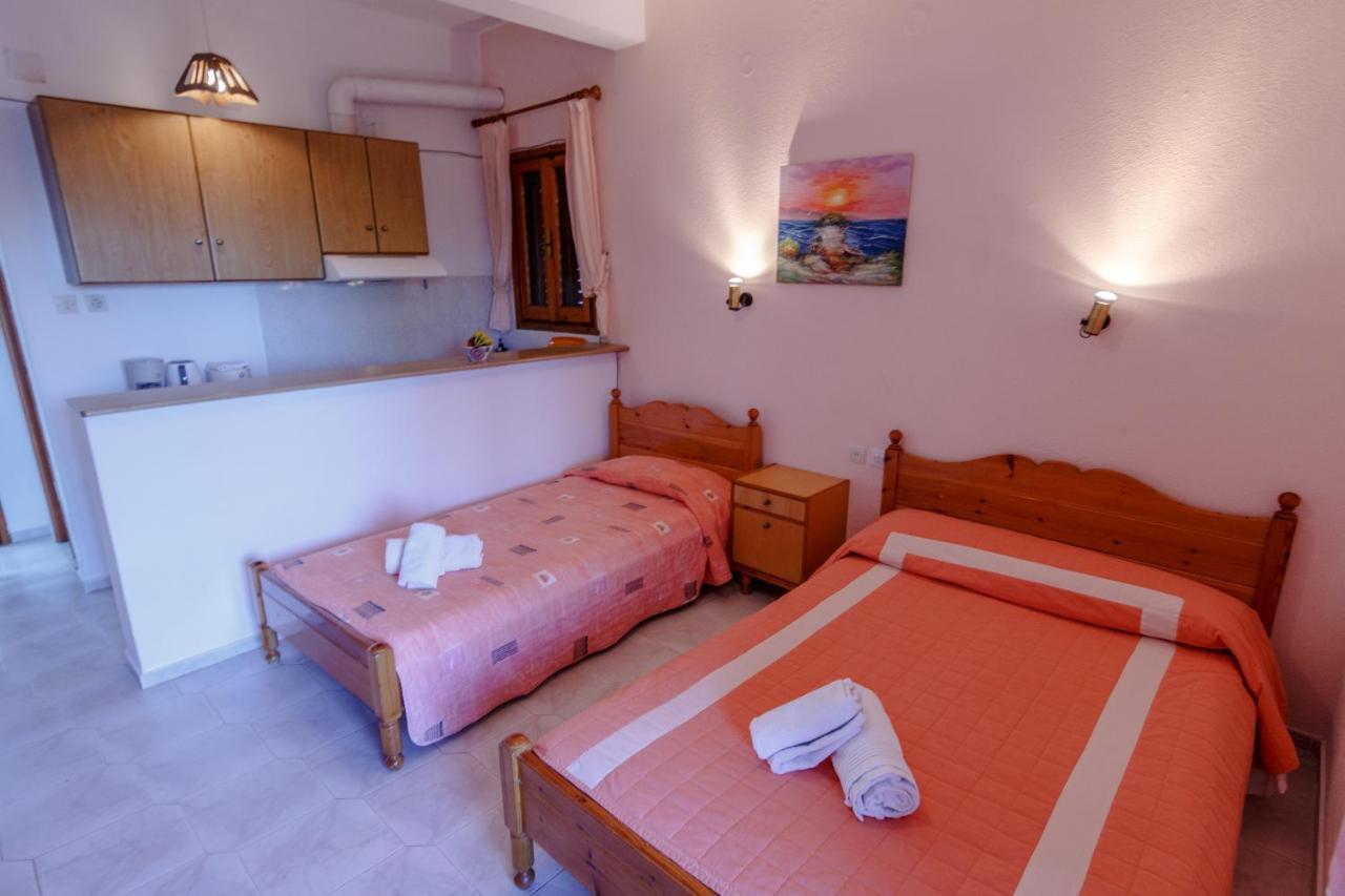 Studios Avra Agios Georgios  Экстерьер фото