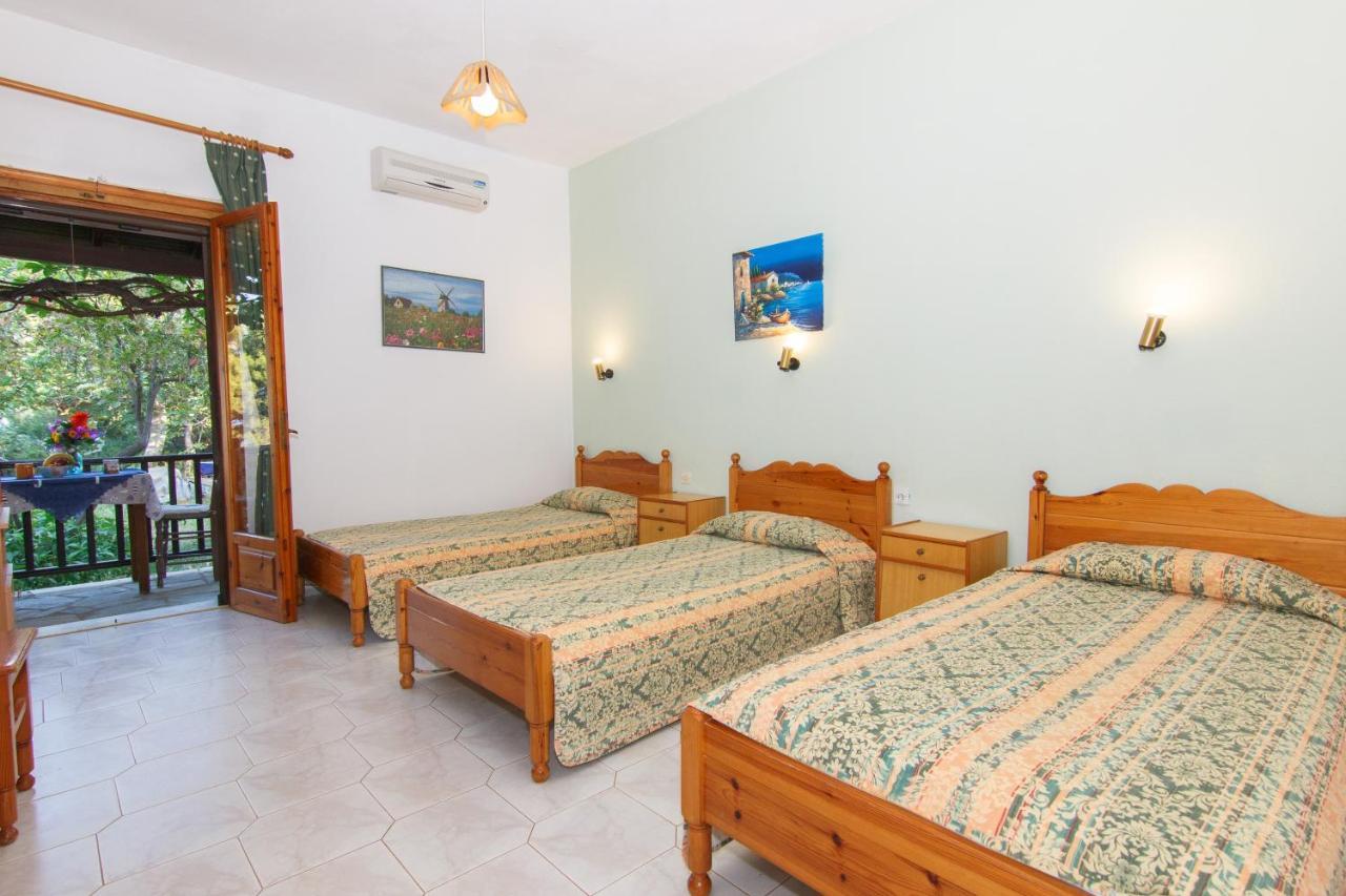 Studios Avra Agios Georgios  Экстерьер фото